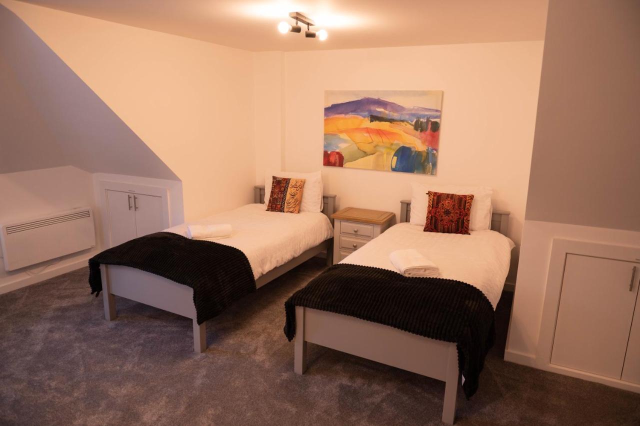 Walnut Flats-F4, 2-Bedroom With Ensuite - Parking, Netflix, Wifi - Close To Oxford, Bicester & Blenheim Palace كيدلينغتون المظهر الخارجي الصورة
