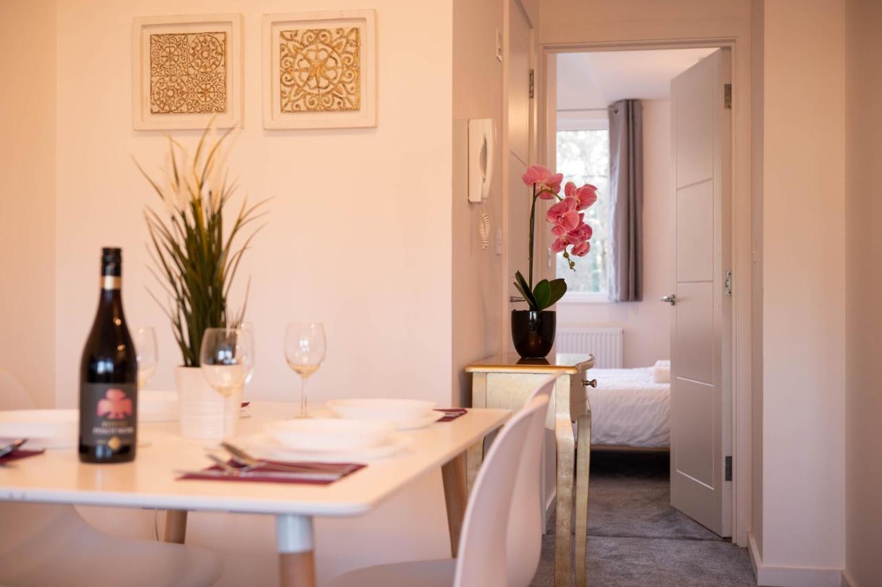 Walnut Flats-F4, 2-Bedroom With Ensuite - Parking, Netflix, Wifi - Close To Oxford, Bicester & Blenheim Palace كيدلينغتون المظهر الخارجي الصورة