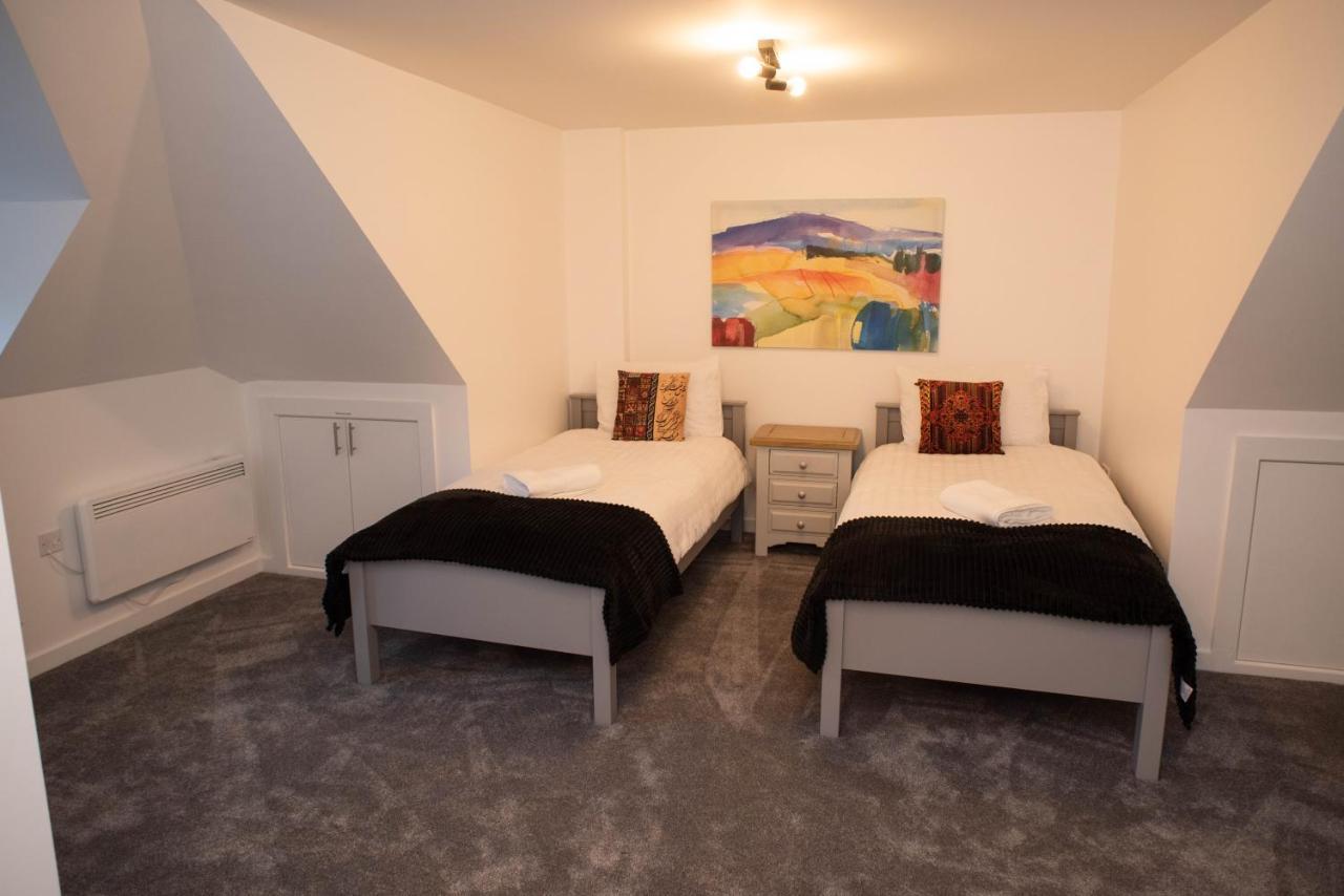 Walnut Flats-F4, 2-Bedroom With Ensuite - Parking, Netflix, Wifi - Close To Oxford, Bicester & Blenheim Palace كيدلينغتون المظهر الخارجي الصورة