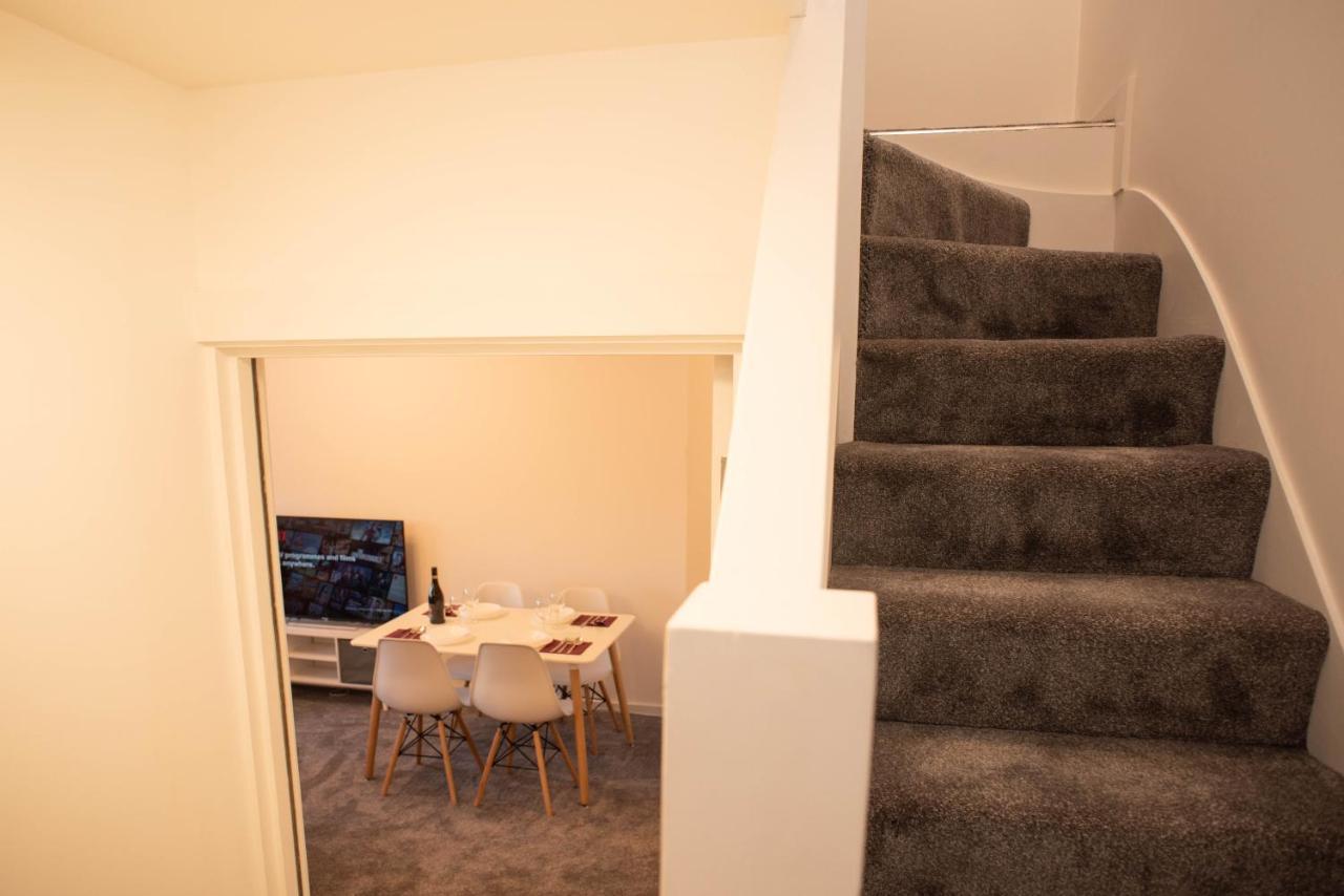 Walnut Flats-F4, 2-Bedroom With Ensuite - Parking, Netflix, Wifi - Close To Oxford, Bicester & Blenheim Palace كيدلينغتون المظهر الخارجي الصورة