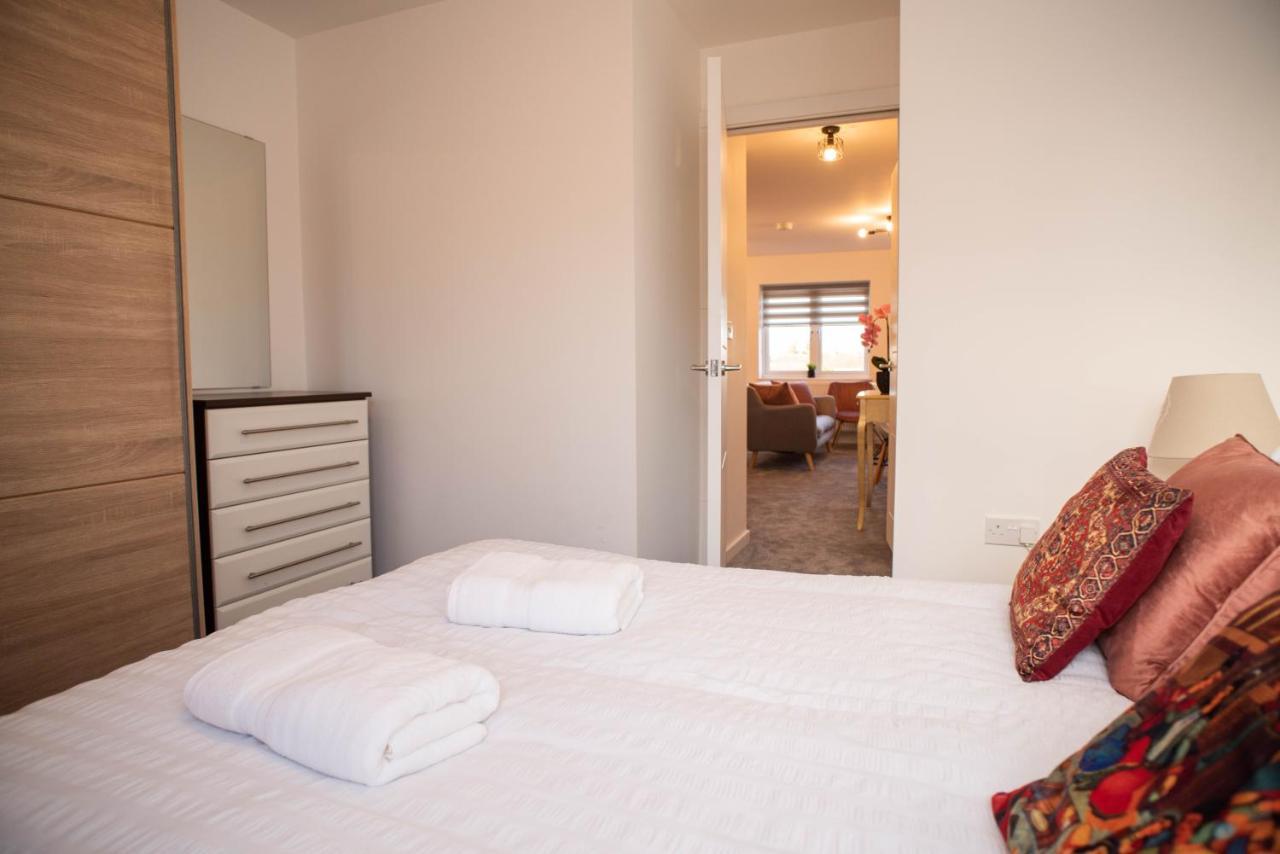 Walnut Flats-F4, 2-Bedroom With Ensuite - Parking, Netflix, Wifi - Close To Oxford, Bicester & Blenheim Palace كيدلينغتون المظهر الخارجي الصورة