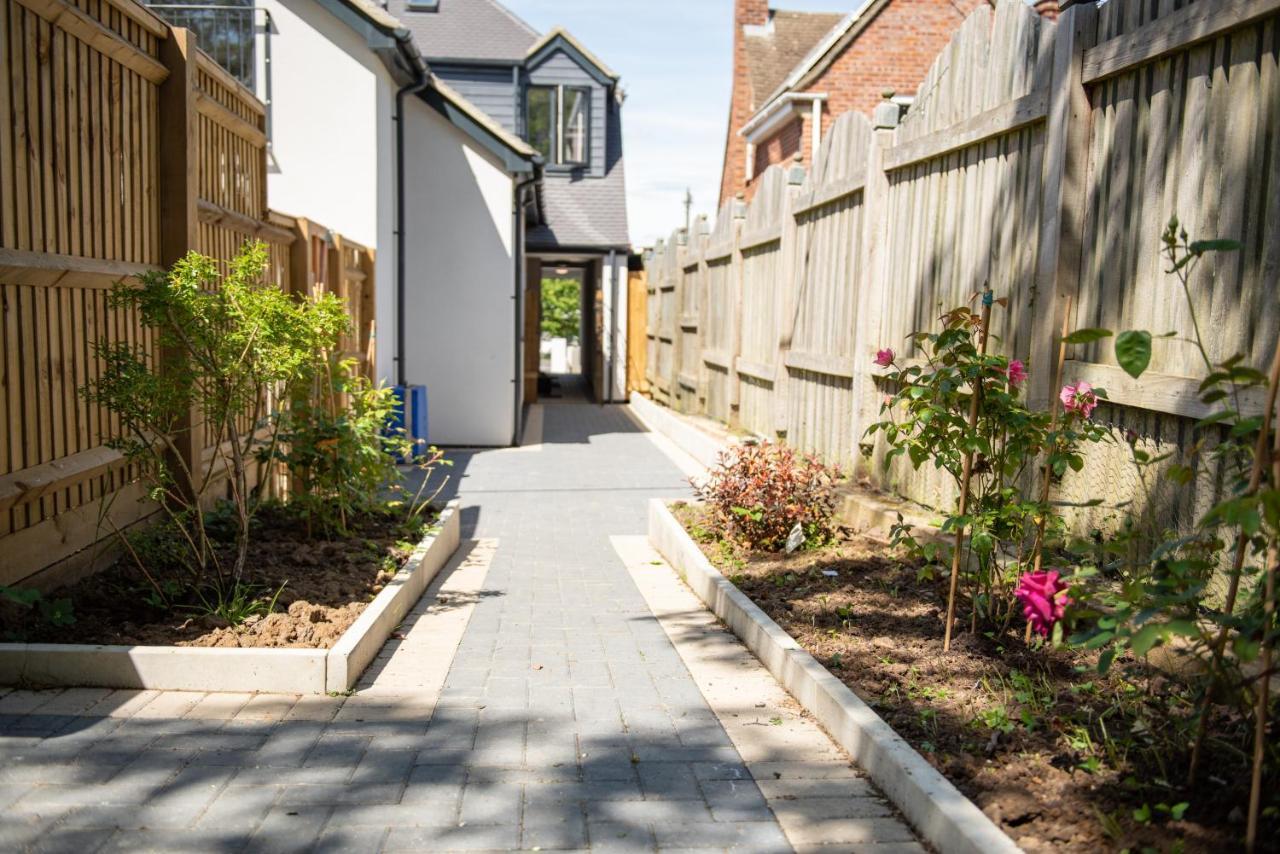 Walnut Flats-F4, 2-Bedroom With Ensuite - Parking, Netflix, Wifi - Close To Oxford, Bicester & Blenheim Palace كيدلينغتون المظهر الخارجي الصورة